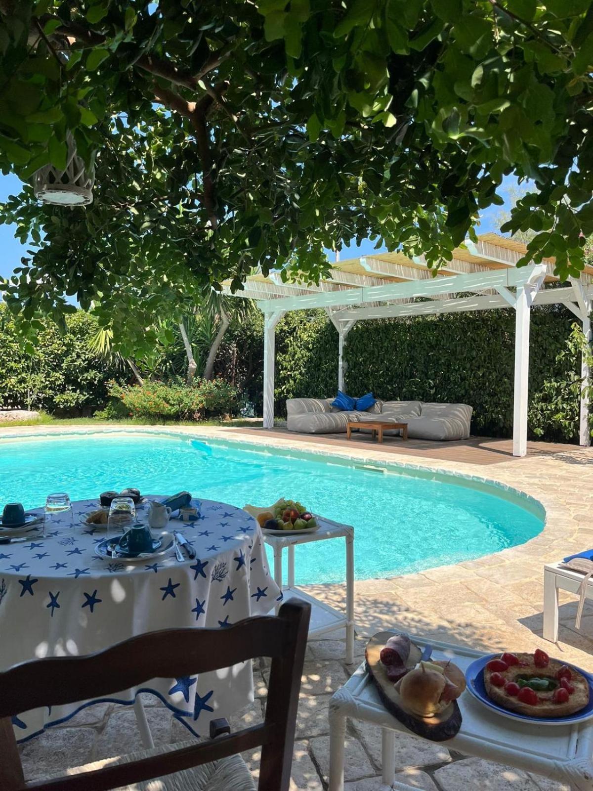 ジョヴィナッツォ Kale Bed & Breakfast エクステリア 写真