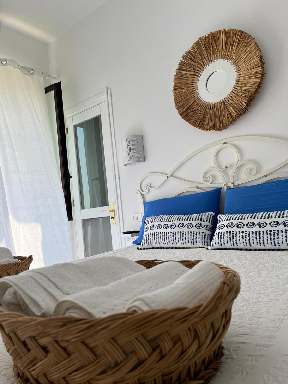 ジョヴィナッツォ Kale Bed & Breakfast エクステリア 写真